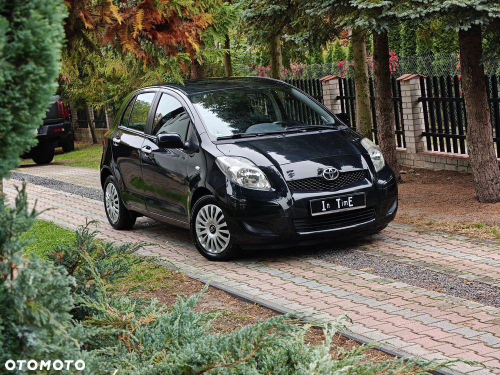 Toyota Yaris - 1
