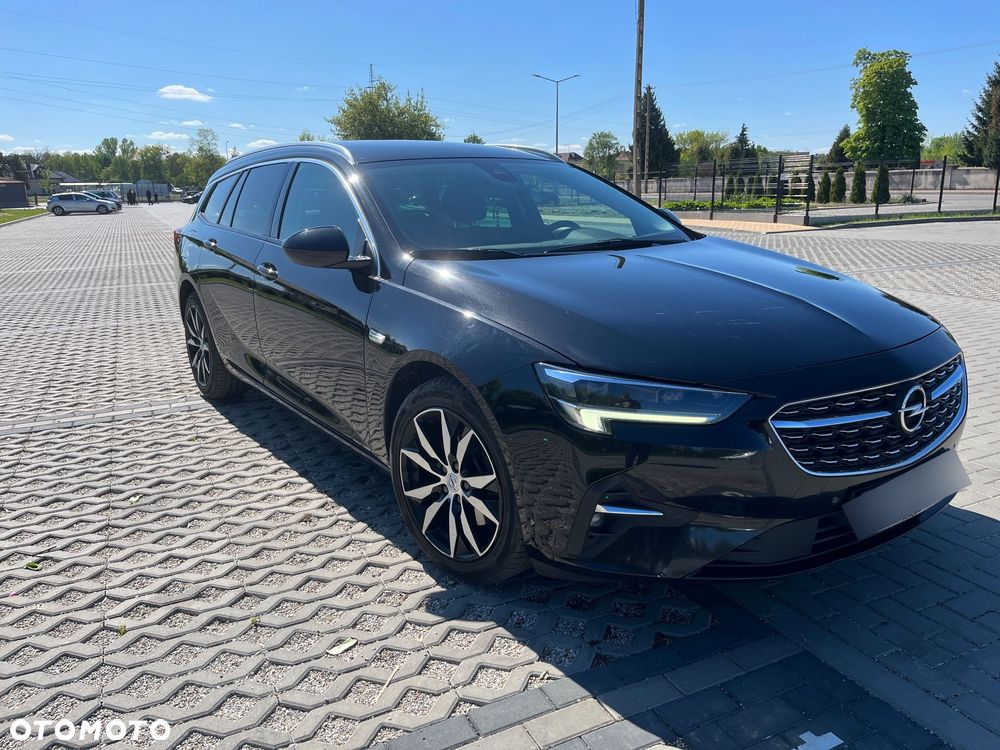 Opel Insignia - 1
