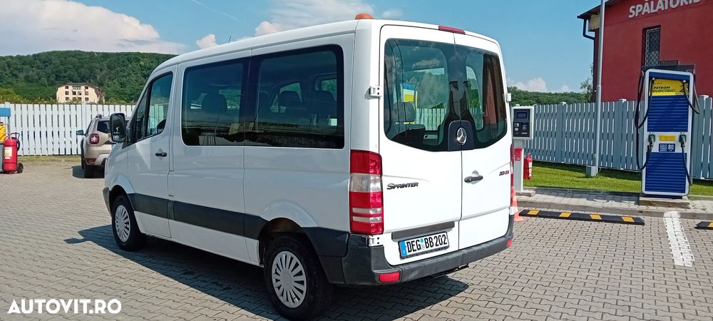 Mercedes-Benz Sprinter - 2