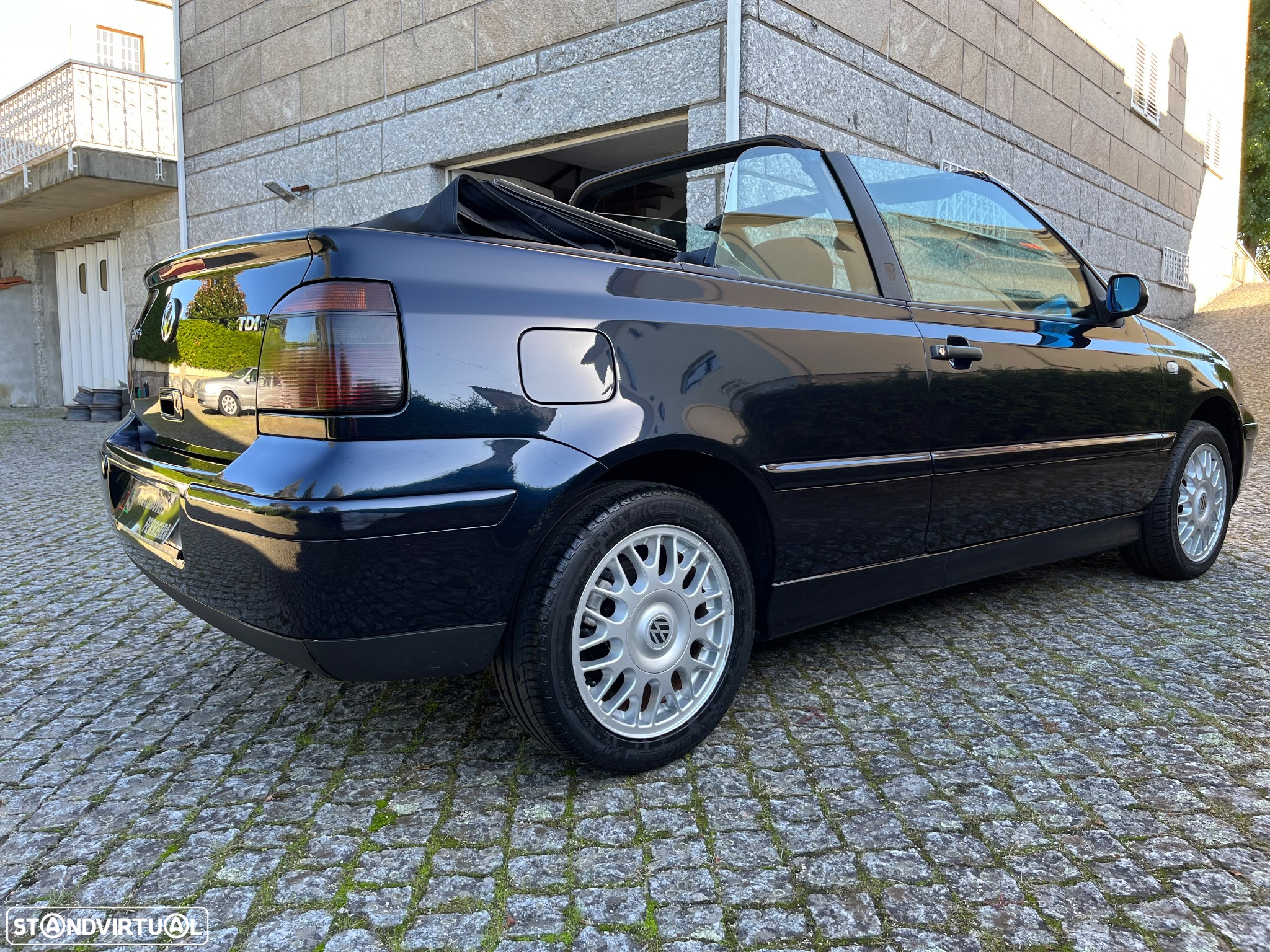VW Golf Cabriolet 1.9 TDI Highl. - 2