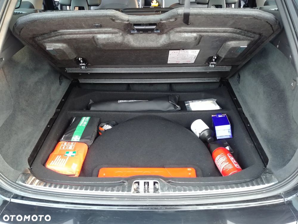 Volvo XC 60 D5 AWD Summum - 17