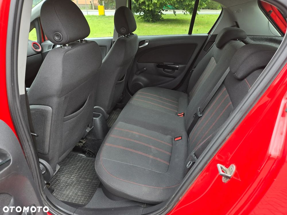 Opel Corsa 1.4 16V 150 Jahre - 14