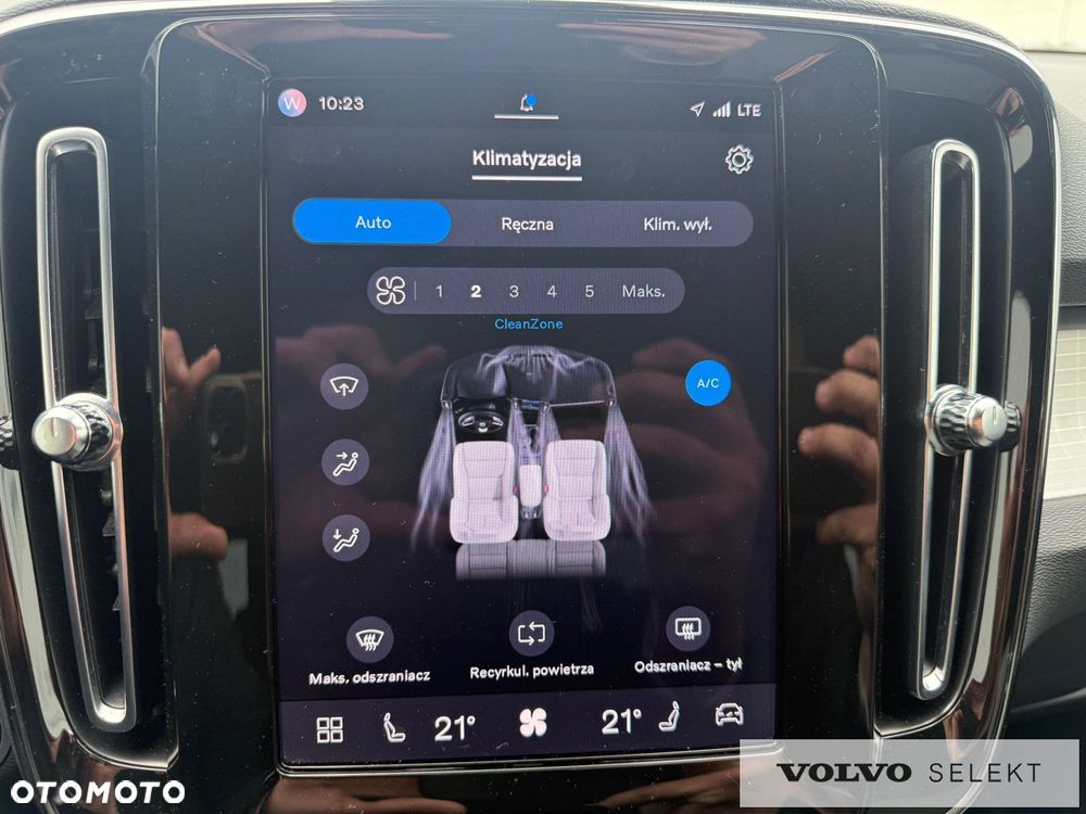 Volvo XC 40 - 24