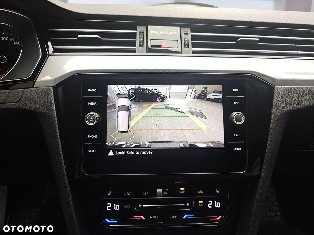 Volkswagen Passat Variant 1.5 TSI EVO Business DSG - 17