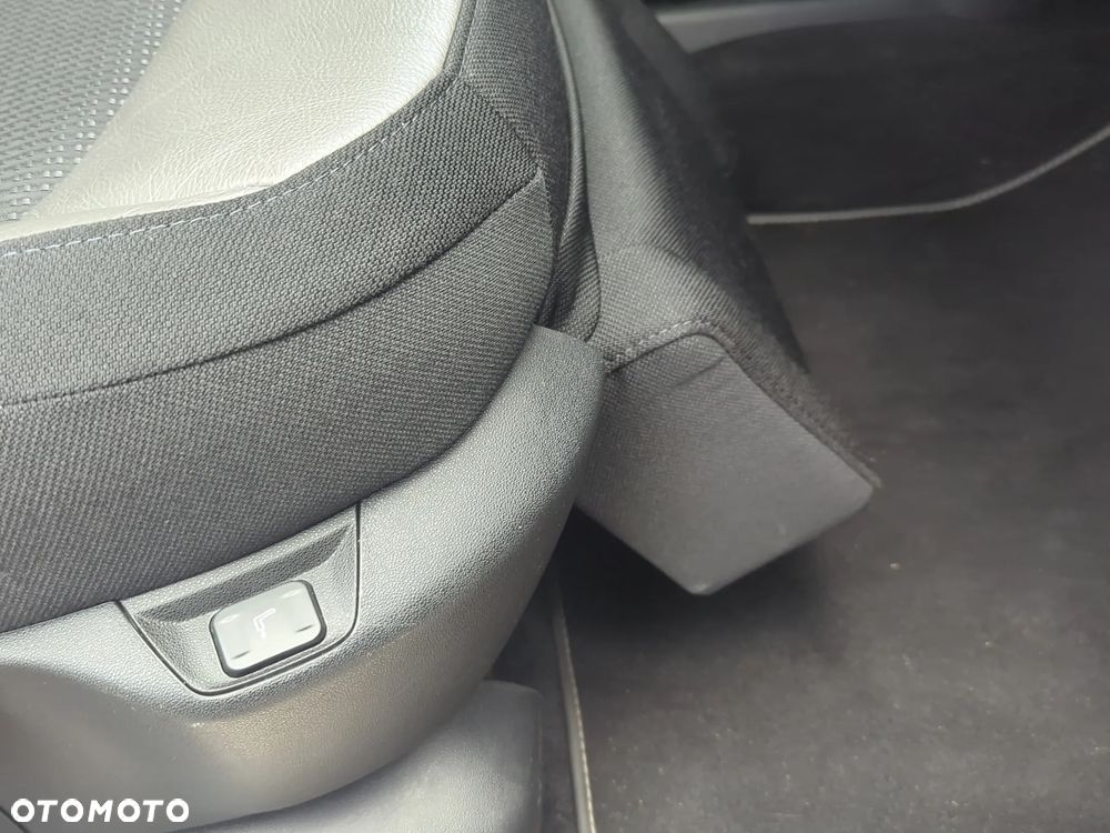 Citroën C4 Picasso PureTech 130 Stop&Start EAT6 SHINE - 28