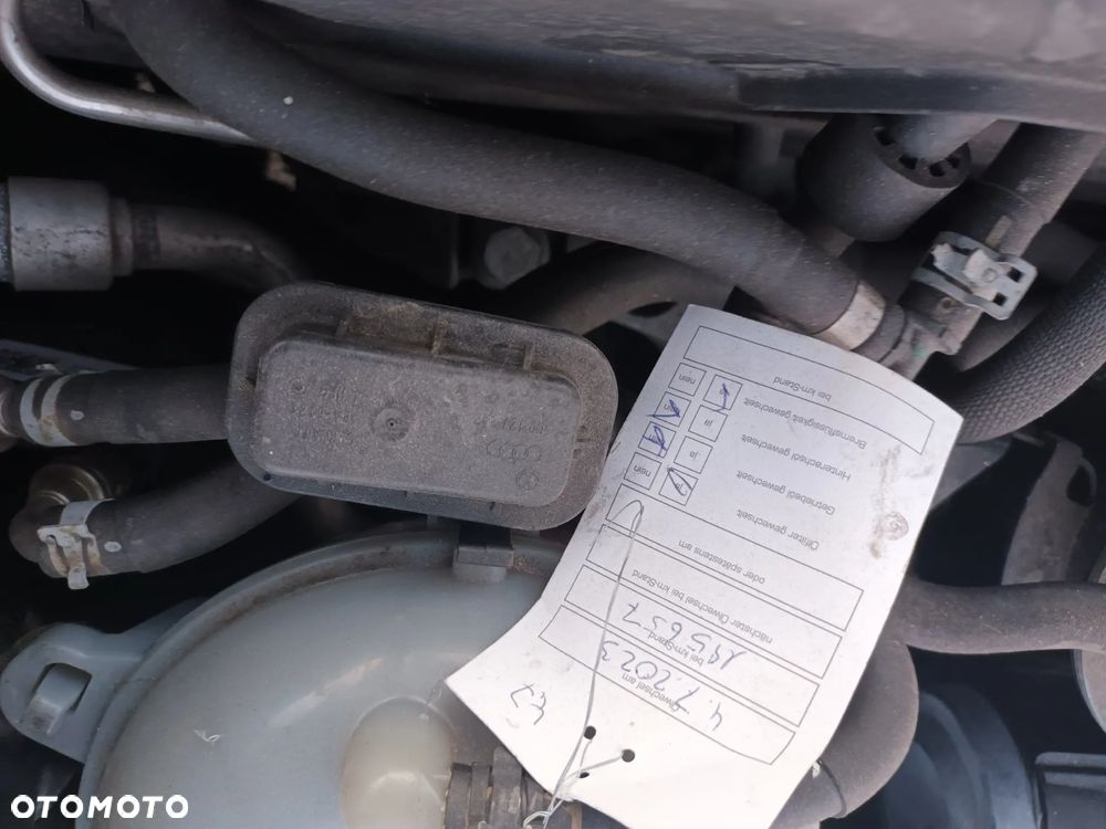 Volkswagen Golf 2.0 BlueTDI DSG Comfortline - 31