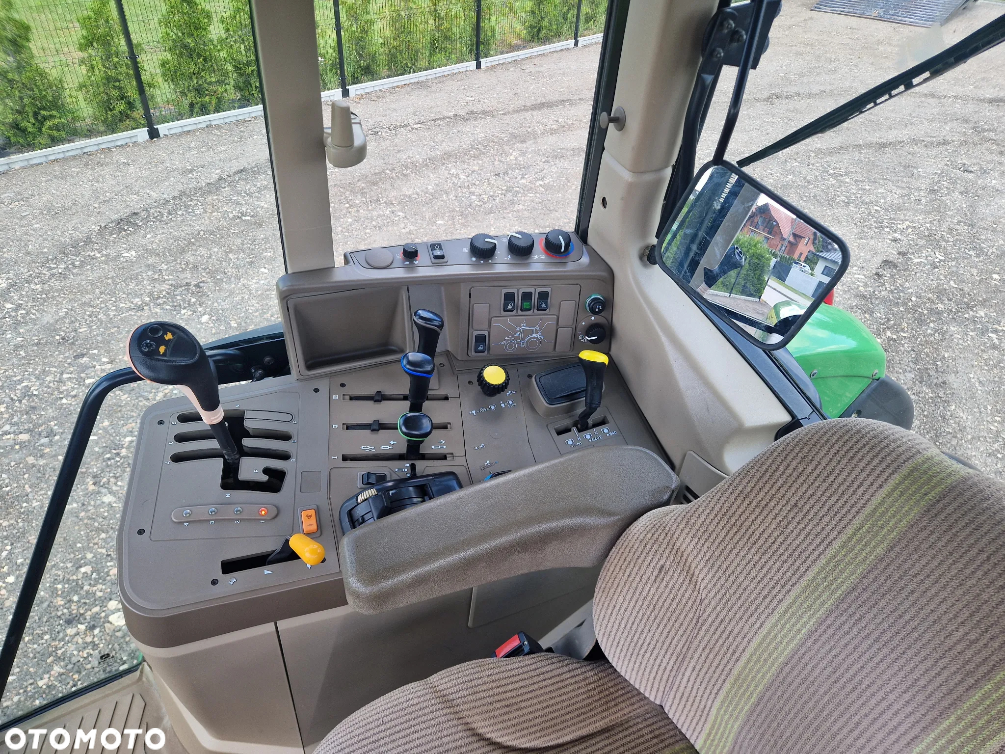 John Deere 6830 - 8
