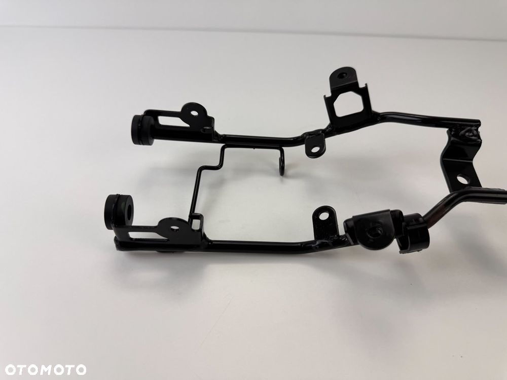 Przedni stelaż mocowanie Yamaha MT 125 2020+ - 11