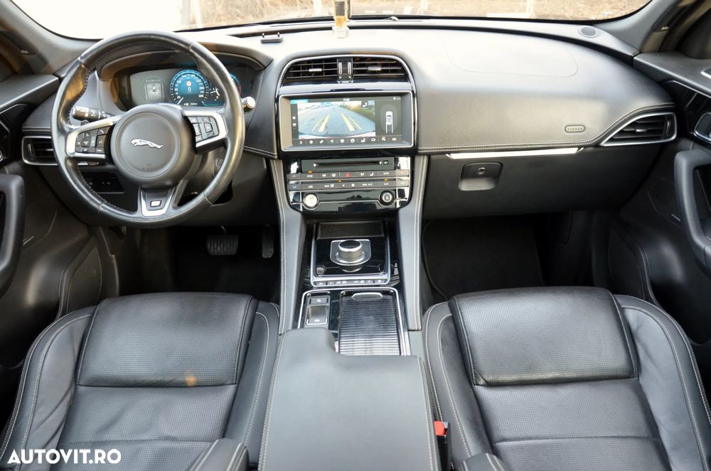 Jaguar F-Pace 20d AWD Aut. R-Sport - 5
