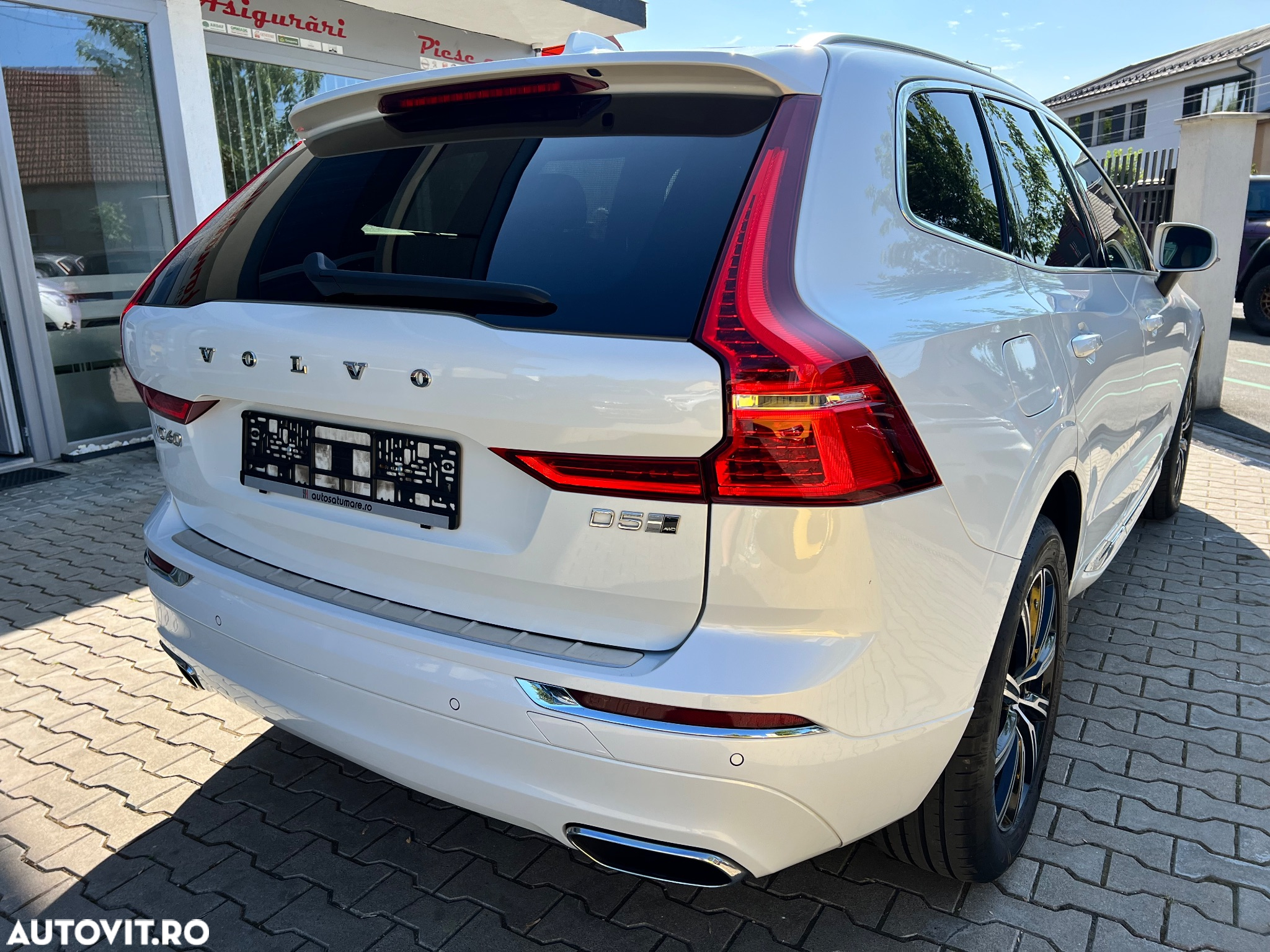 Volvo XC 60 D5 AWD Inscription - 8