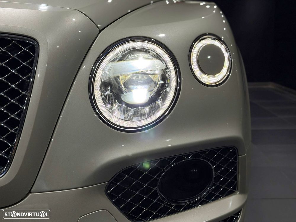 Bentley Bentayga Hybrid - 12