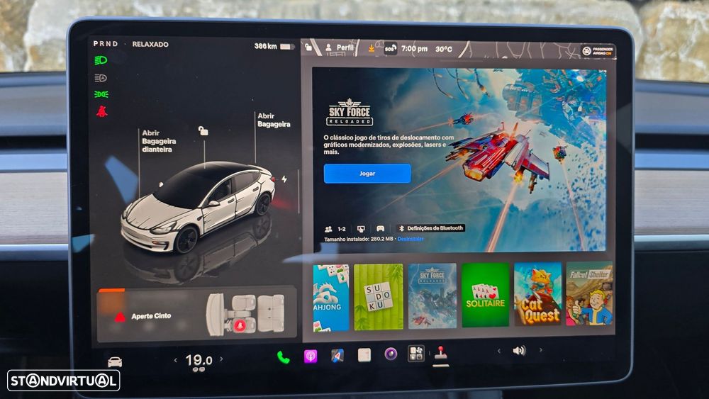 Tesla Model 3 - 24