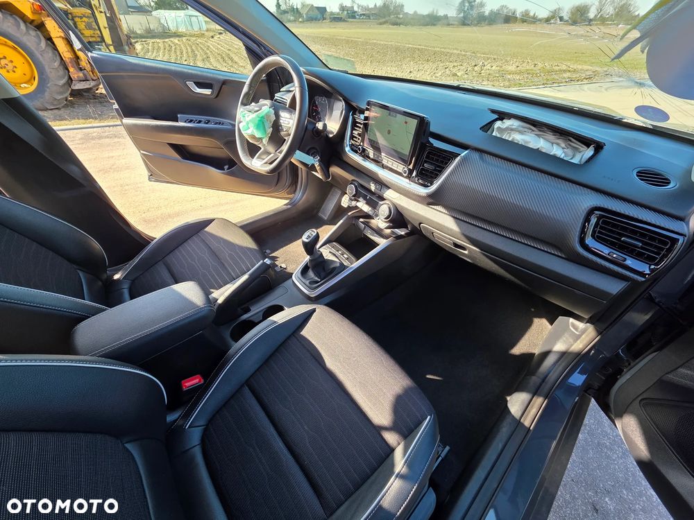 Kia Stonic 1.0 T-GDI OPF Mild Hybrid GT Line - 13