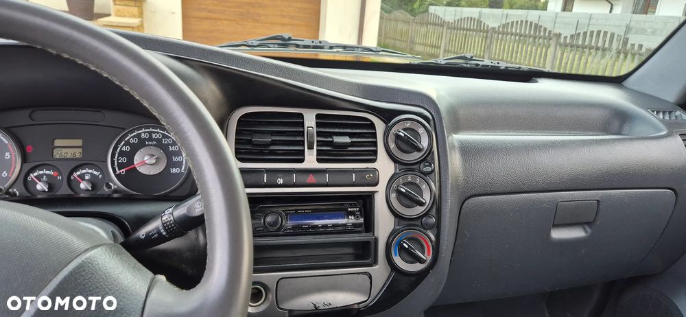 Kia K2500 - 17