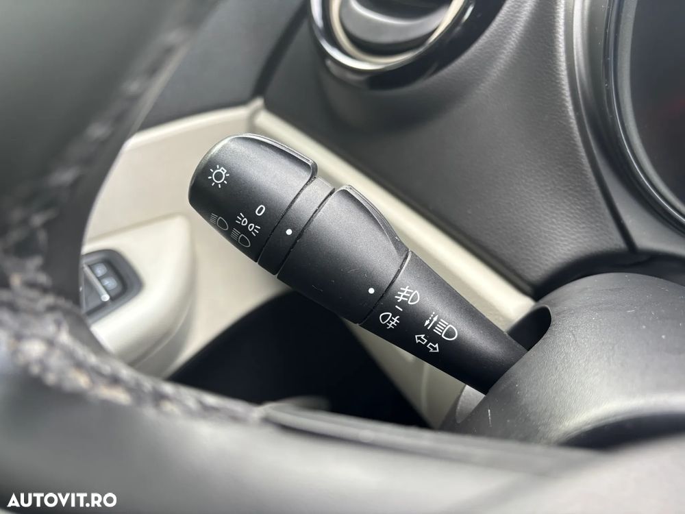 Renault Captur dCi EDC Zen - 19