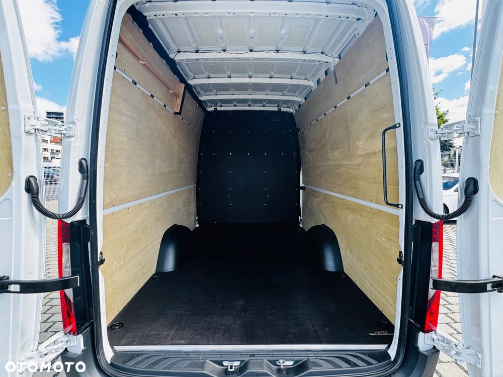 Mercedes-Benz 317 CDI Furgon długi PRO Brygadowy 7 osób - 14