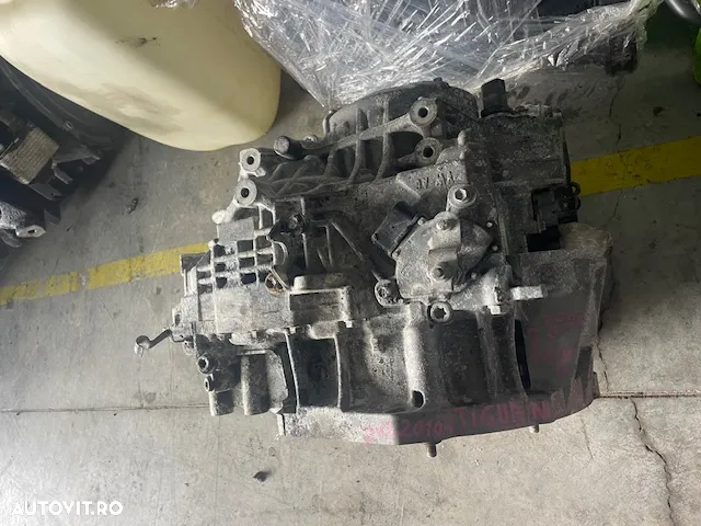 Cutie DSG 4X4 VW Tiguan 2.0 TSI start/stop .200cp - 4