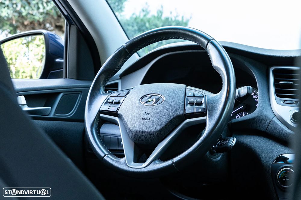 Hyundai Tucson 1.7 CRDi Executive - 25
