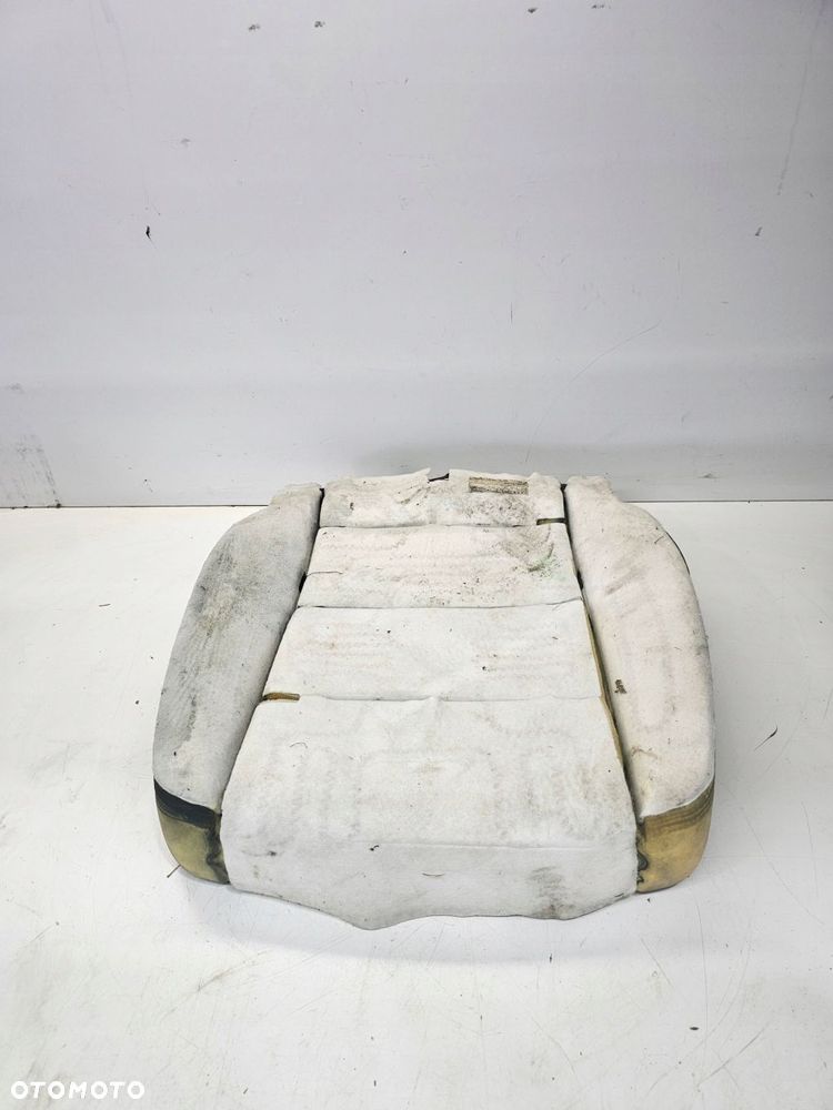 MATA GRZEWCZA FOTELA DÓŁ AUDI A6 C6 4F0963555M - 1