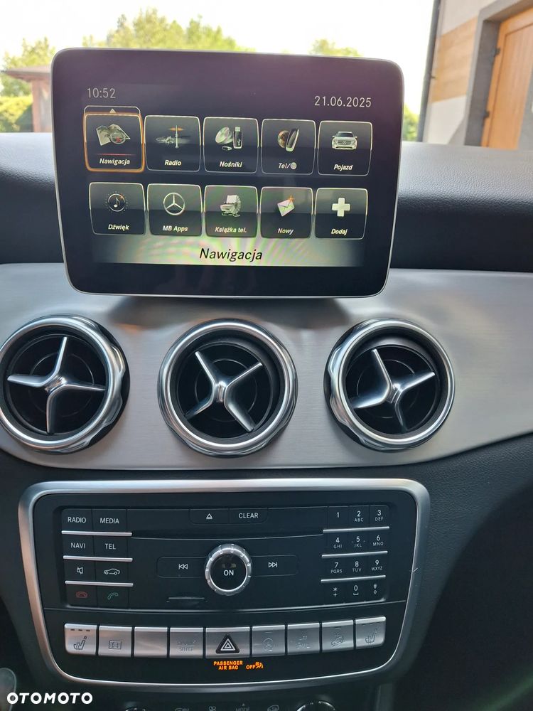Mercedes-Benz GLA 250 4Matic 7G-DCT AMG Line - 8