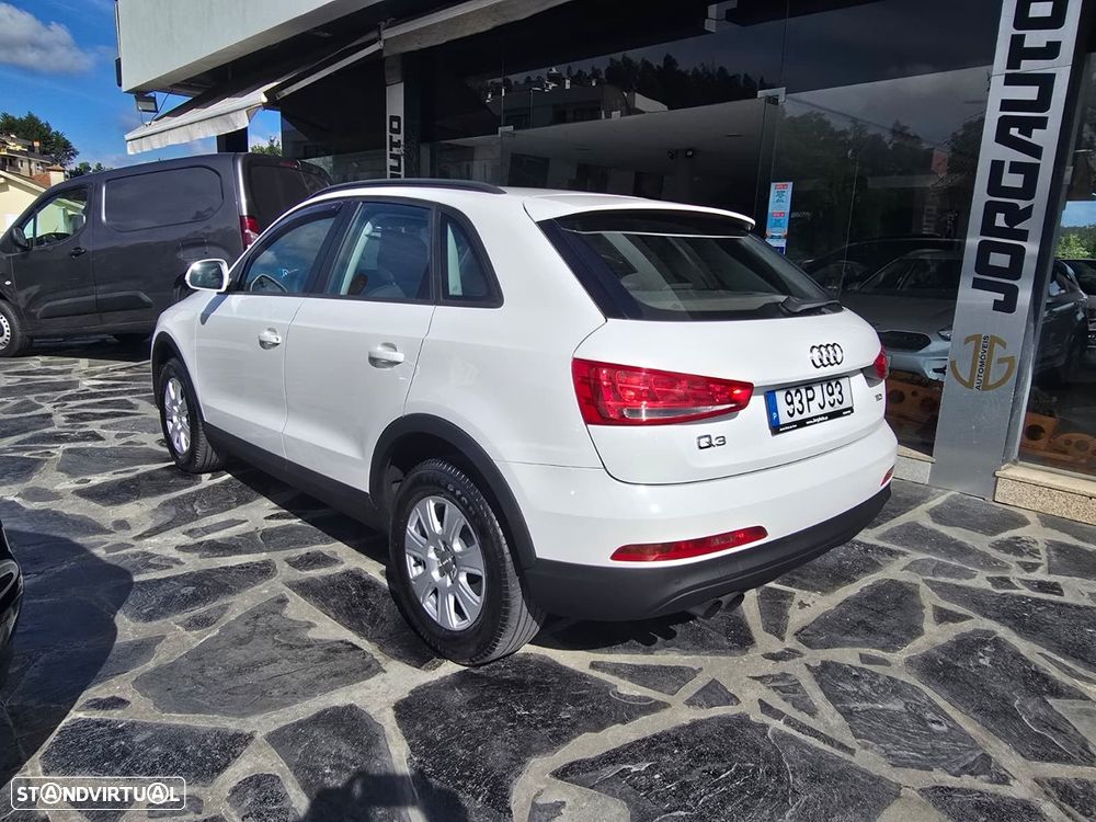 Audi Q3 2.0 TDI Attraction - 5
