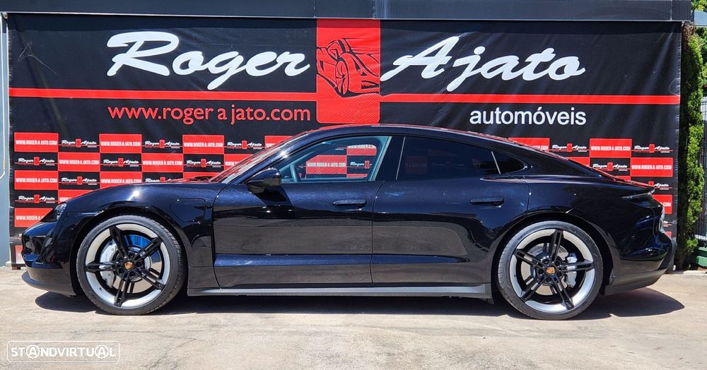 Porsche Taycan - 8