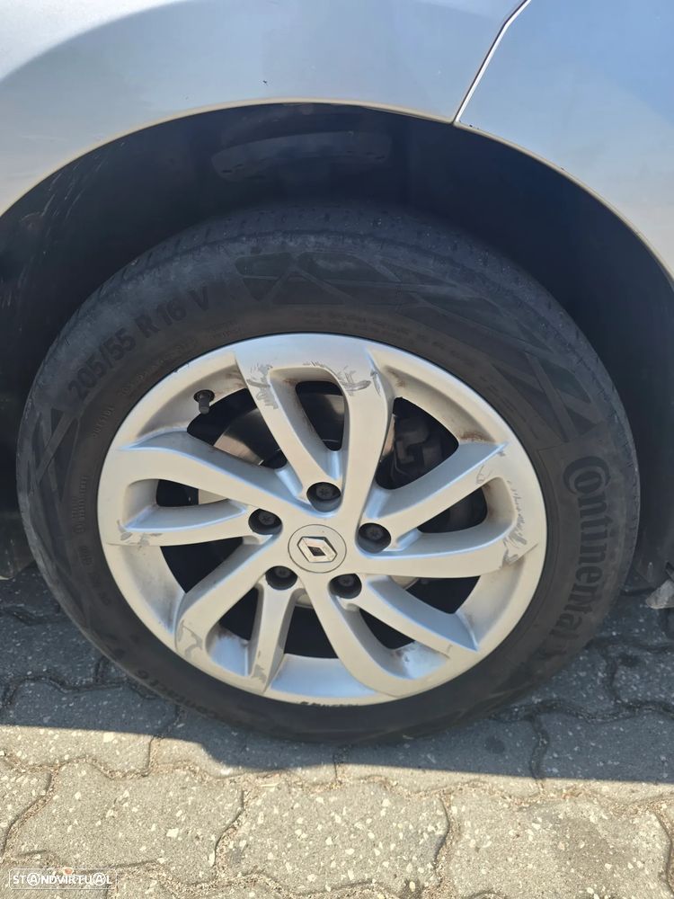 Renault Mégane Sport Tourer 1.5 dCi Limited EDC - 4