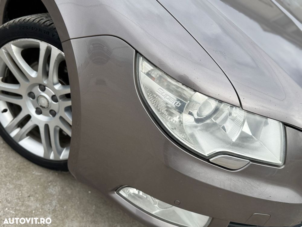 Skoda Superb 2.0 TDI DSG L&K - 2