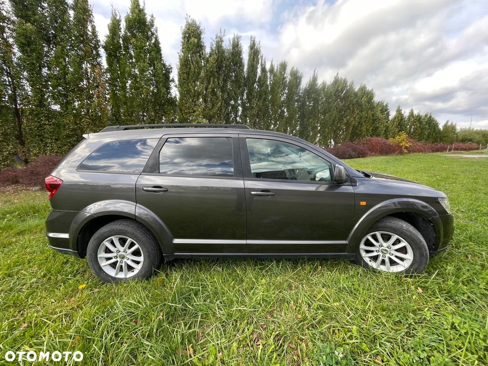 Dodge Journey - 11