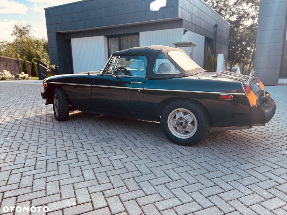 MG MGB - 6