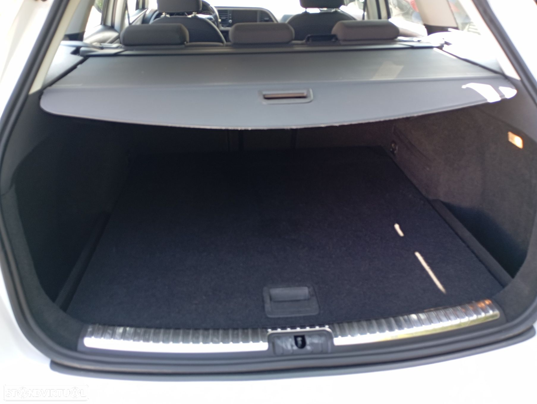 SEAT Leon ST 1.6 TDI FR S/S - 27