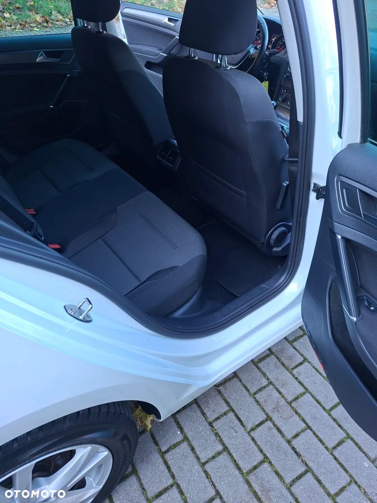 Volkswagen Golf 1.2 TSI BlueMotion Technology MATCH - 19