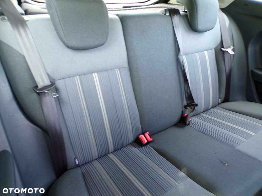 Ford Fiesta - 28