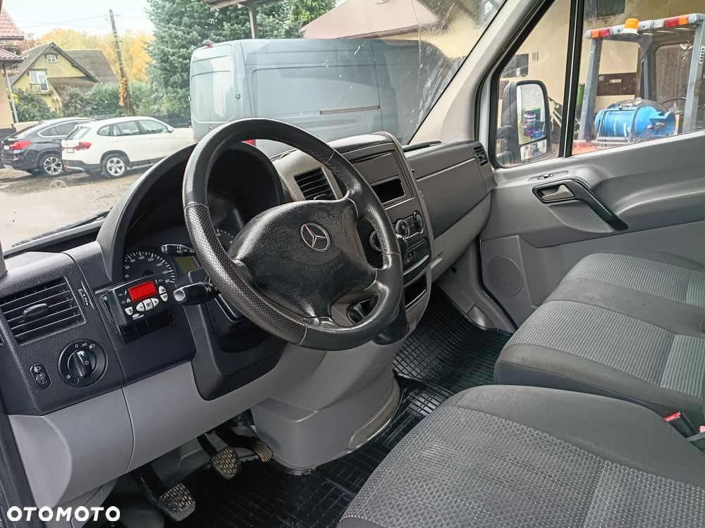 Mercedes-Benz Sprinter - 36