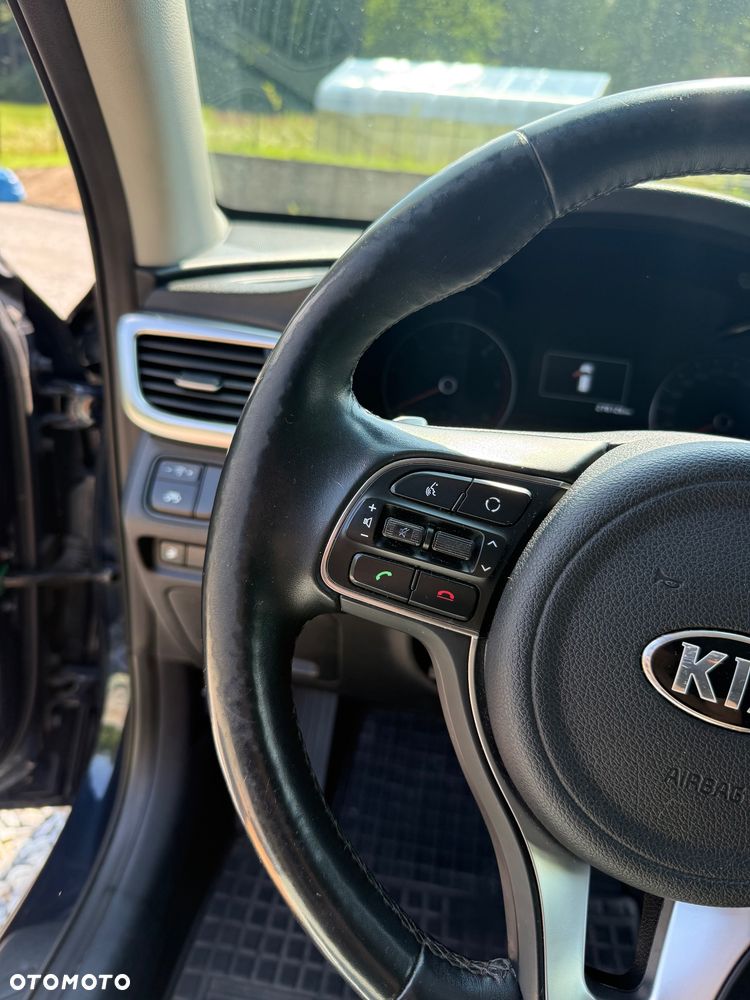 Kia Optima 1.7 CRDI L DCT - 17