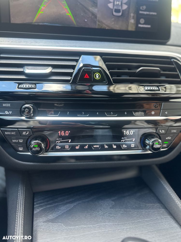 BMW Seria 5 530i Aut. M Sport Edition - 14