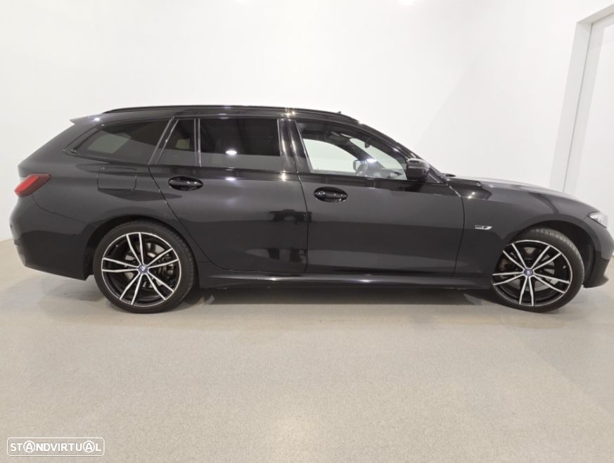 BMW 320 e Pack 50 anos M Auto - 5