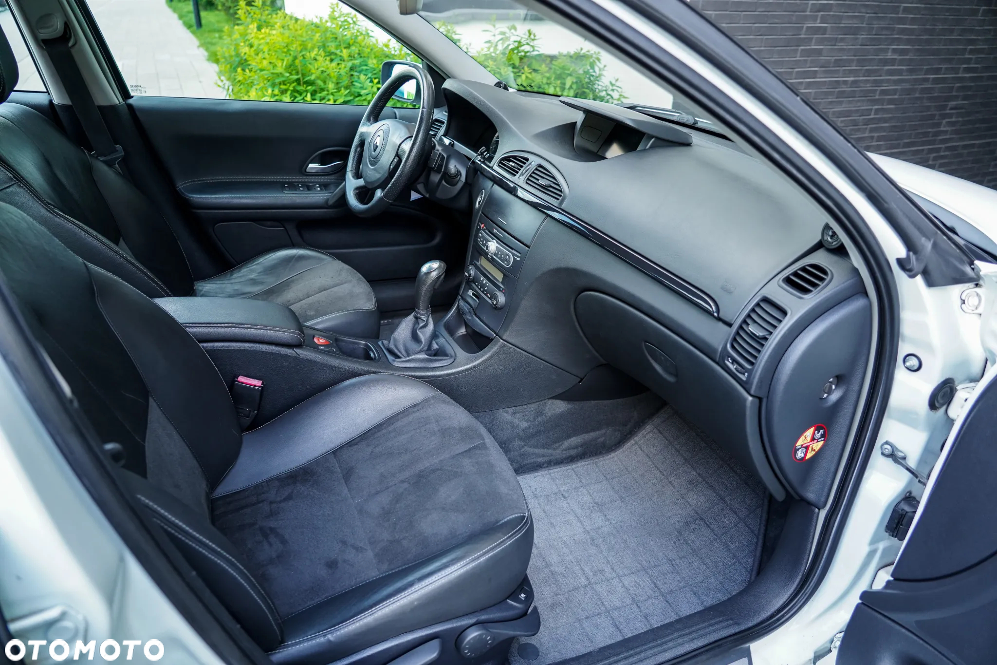 Renault Laguna Grandtour 2.0 TCe 170 GT - 23