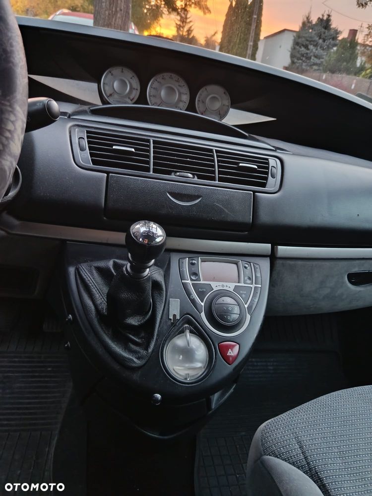 Peugeot 807 2.0 HDi Trendy - 6