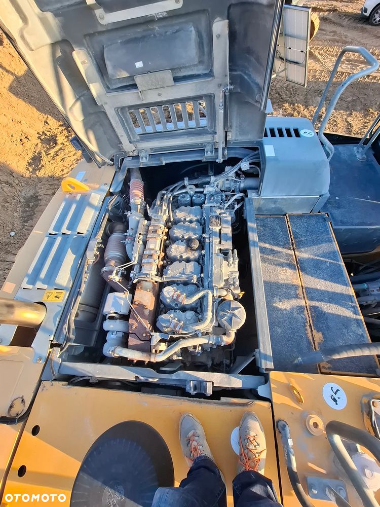 Liebherr 946 - 9