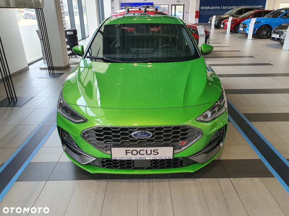 Ford Focus 2.3 EcoBoost ST X - 4