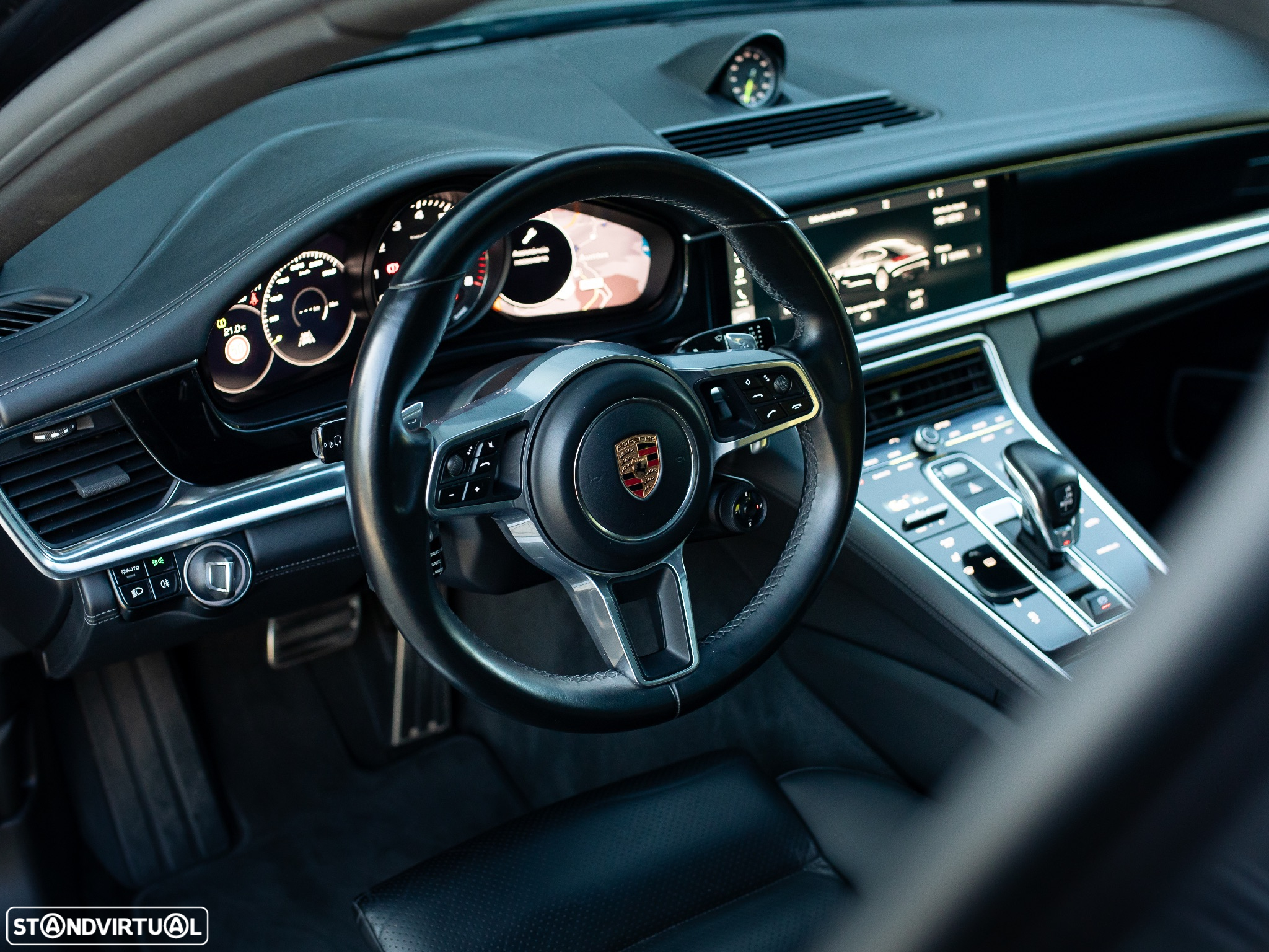 Porsche Panamera 4 E-Hybrid - 27