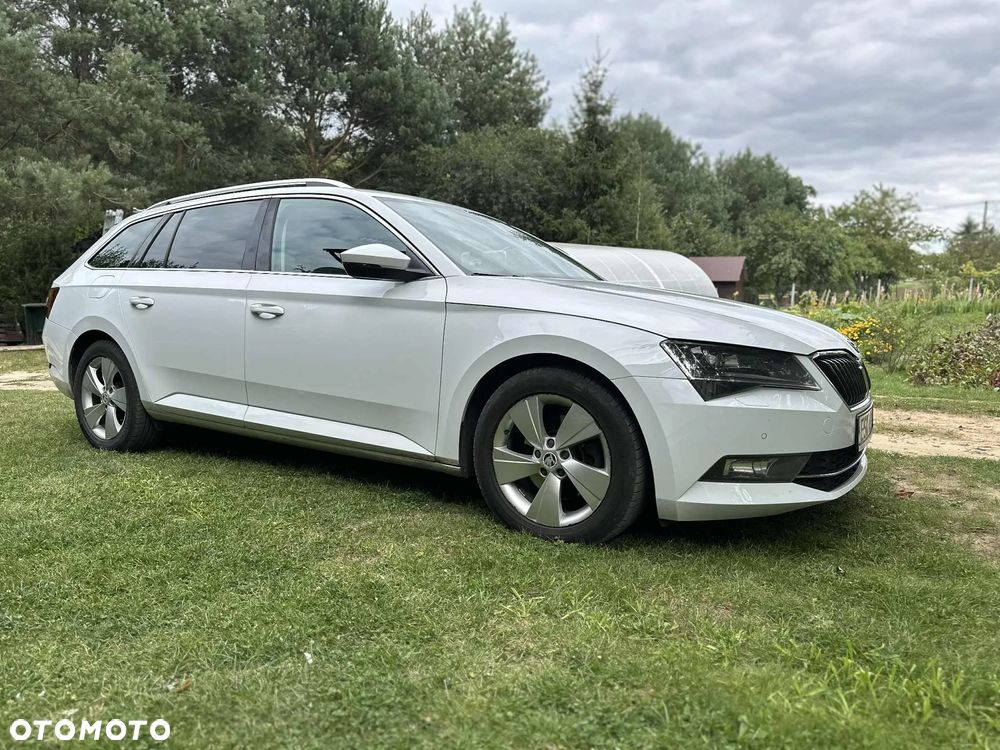 Skoda Superb 2.0 TDI Ambition - 3
