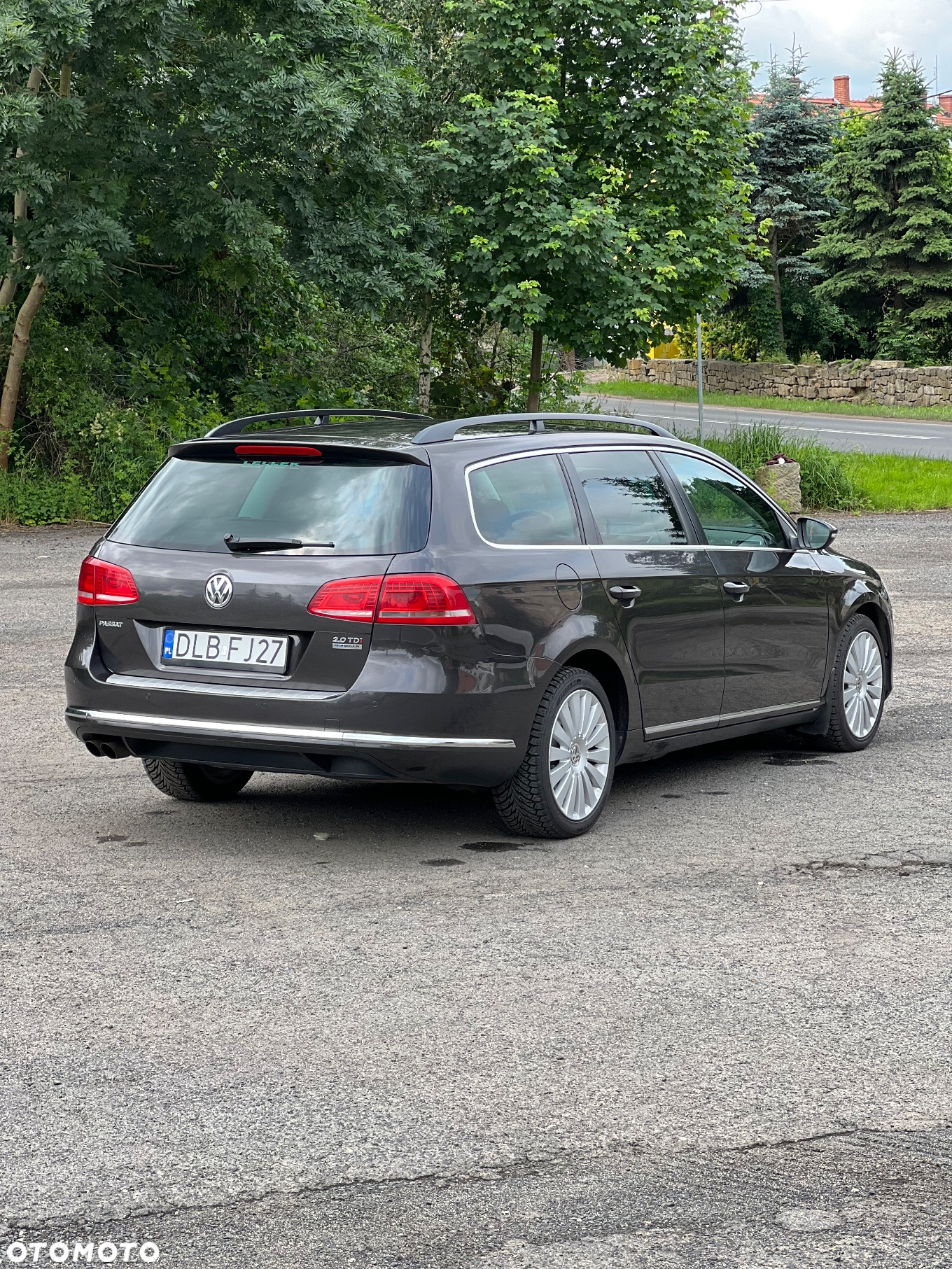 Volkswagen Passat - 17