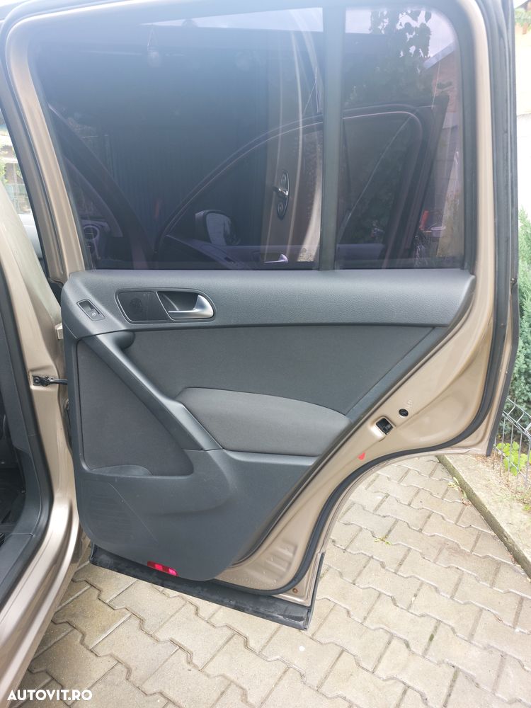Volkswagen Tiguan - 15