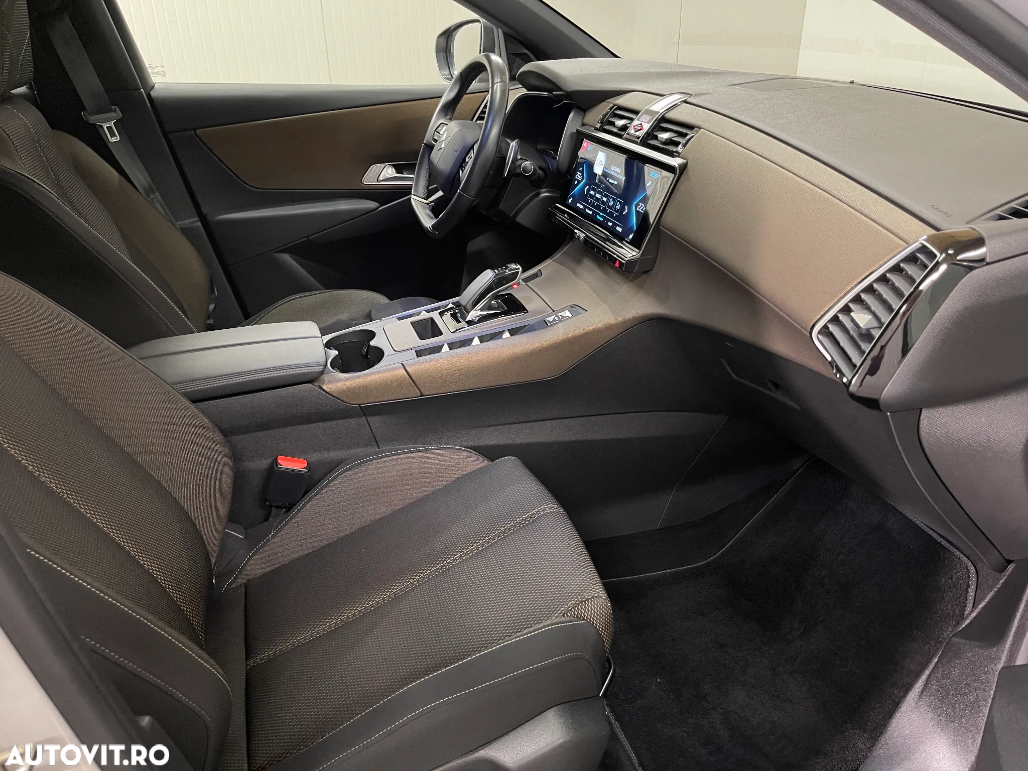 DS Automobiles DS 7 Crossback DS7 1.6 PHeV FWD 225 EAT8 BASTILLE - 10