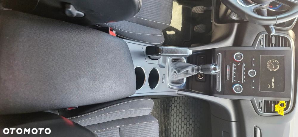 Renault Megane 1.2 Energy TCe Limited - 8