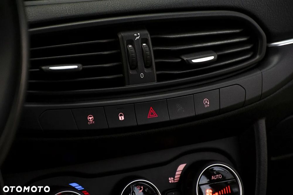 Fiat Tipo 1.4 T-Jet Lounge - 28