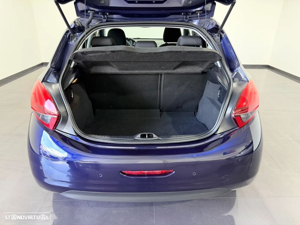 Peugeot 208 1.2 PureTech Style - 48