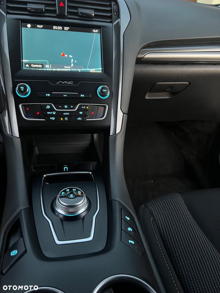 Ford Mondeo 2.0 EcoBlue Titanium - 29